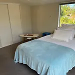 Bright Room With A Deck In Milford
